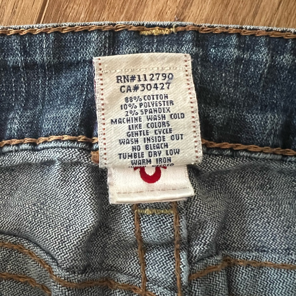 True Religion Dark Blue Distressed Jeans - Picture 6 of 6